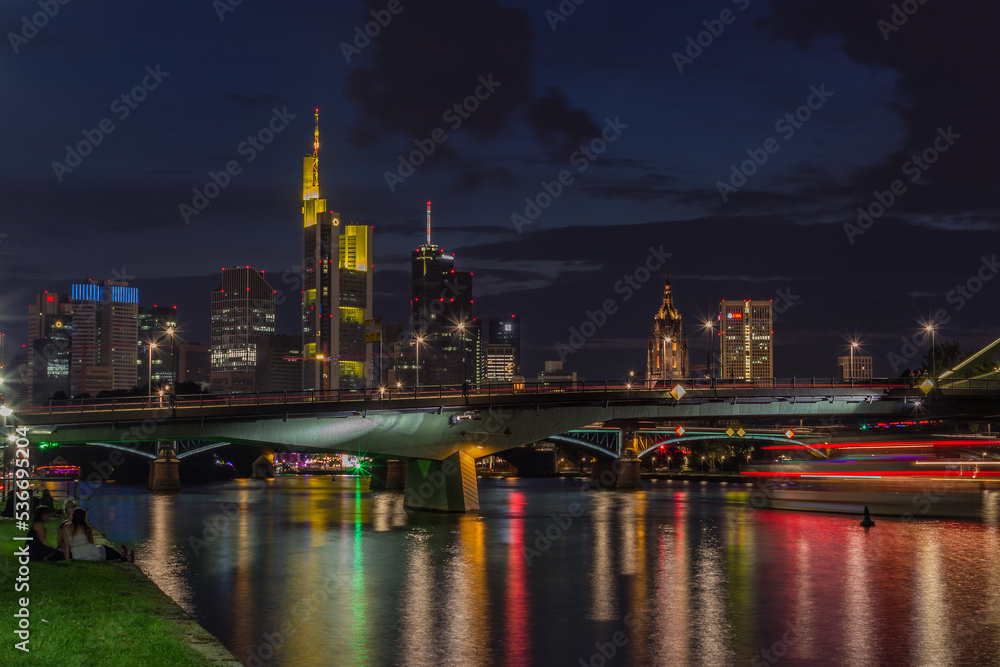 Fototapeta premium Mainhattan City of Lights