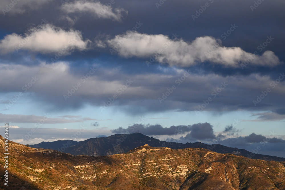 Fototapeta premium Dark Clouds over Santa Monica Mountains in Malibu
