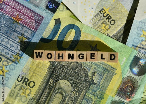 Wohngeld mit Euroscheinen