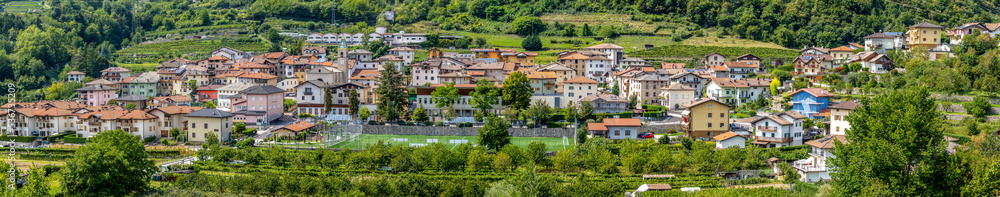 Dorf  Südtirol - Sardagna / Trento 