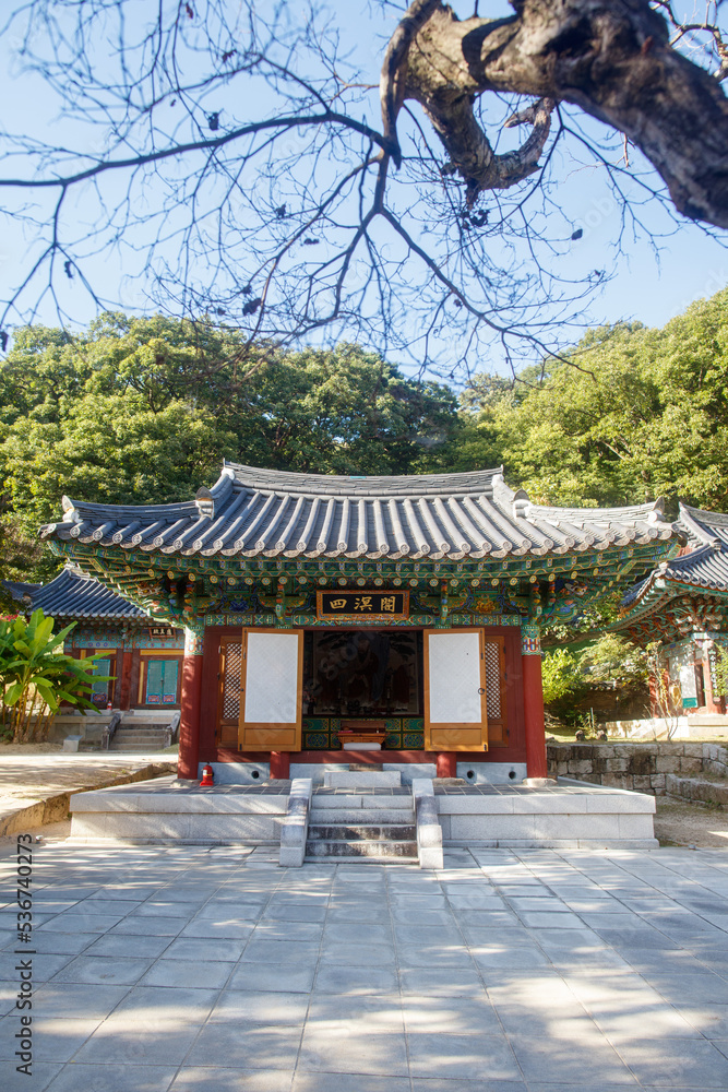 Obraz premium 가을날의 직지사