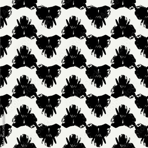 Hand drawn seamless pattern. Ethnic motif. Paint brush geometrical ornament. Abstract backdrop. Trendy wallpaper. Geometric background. Mosaic ornate. Digital paper. Textile print. Web design