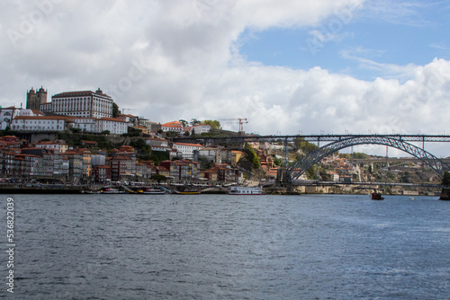Porto, Noite de portugal e seus encantos © Ralbertini