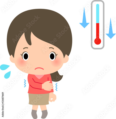 気温が下がり冷えを感じている女性