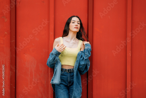 urban young girl posing on the street © tetxu