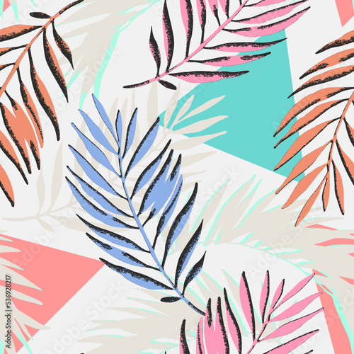 Colorful grunge textured palm leaves, triangles seamless pattern. Abstract tropical leaf on geometric background