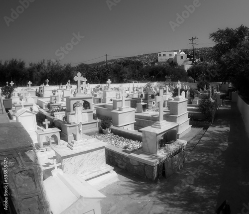 Ein Friedhof auf Pserimos photo