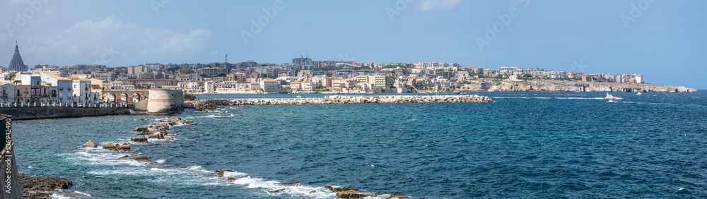 super wide angle view of the of Syracuse and Ortigia