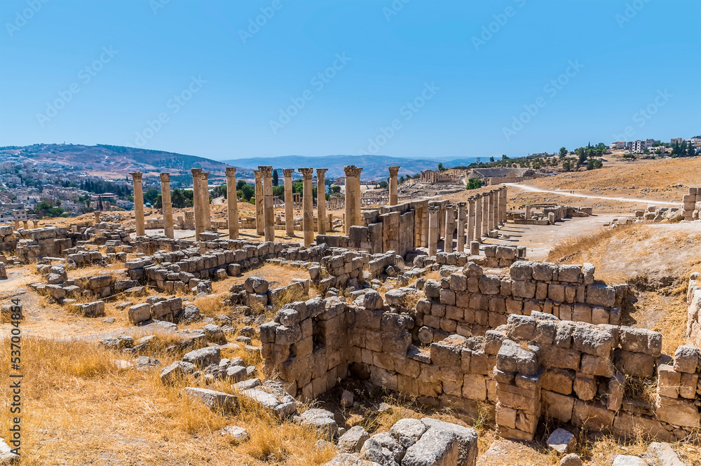 A view towards the Temple of Artemis in the ancient Roman settlement of Gerasa in Jerash, Jordan in summertime