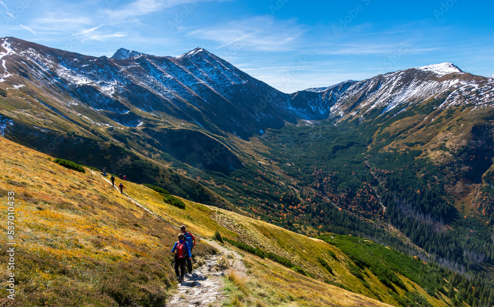 Jarząbczy Wierch i Dolina Jarząbcza Tatry Zachodnie jesień Jarząbczy Wierch i Dolina Jarząbcza Tatry Zachodnie jesień