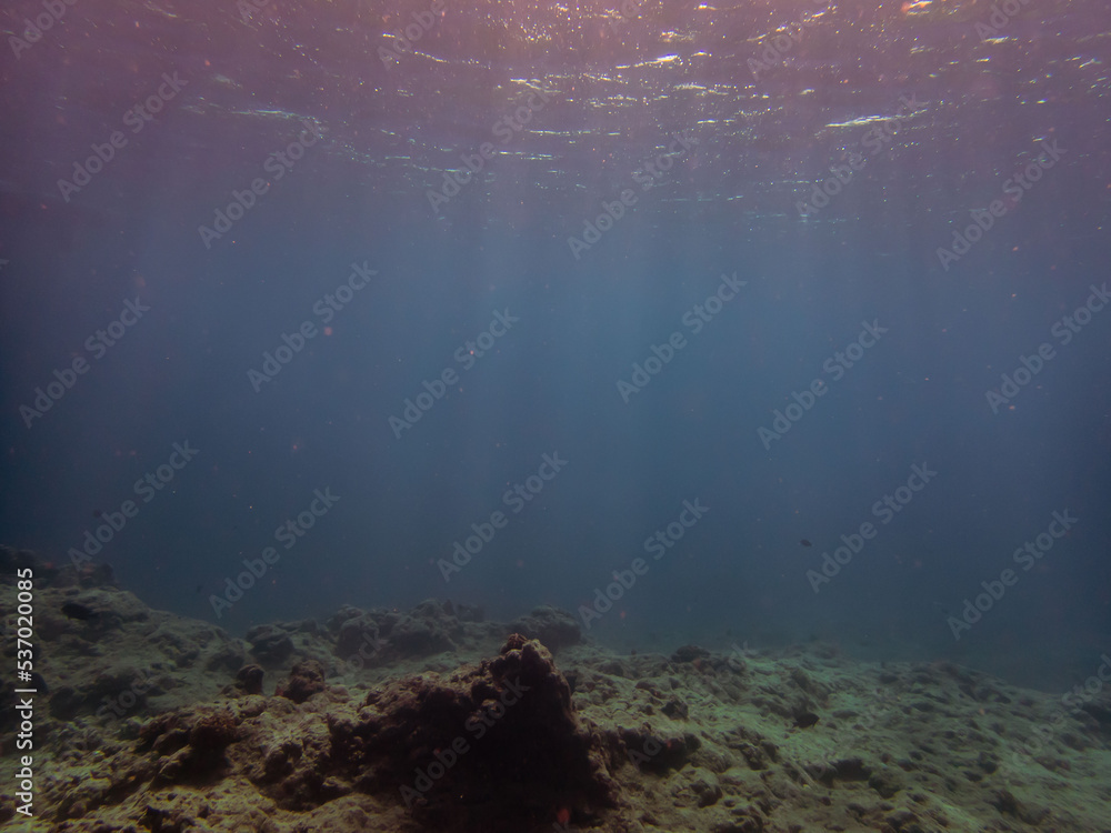 Obraz premium 石垣島の海の光のカーテン