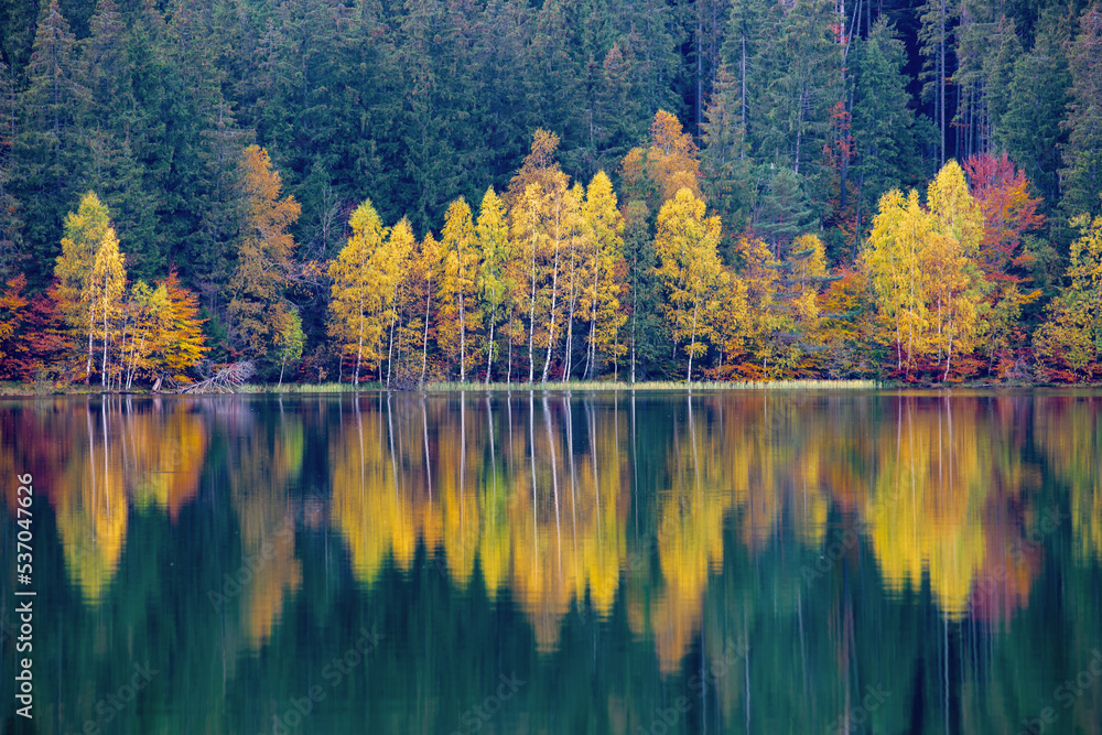 Obraz premium Landscape of Saint Ana lake - Romania in autumn