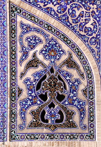 Mosaic wall with floral ornament of Masjid-e Jameh Mosque, Isfahan, Iran