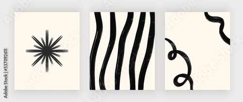 Retro wall art prints with black lines
