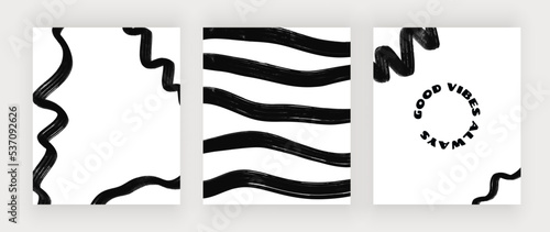 Retro wall art prints with black lines
