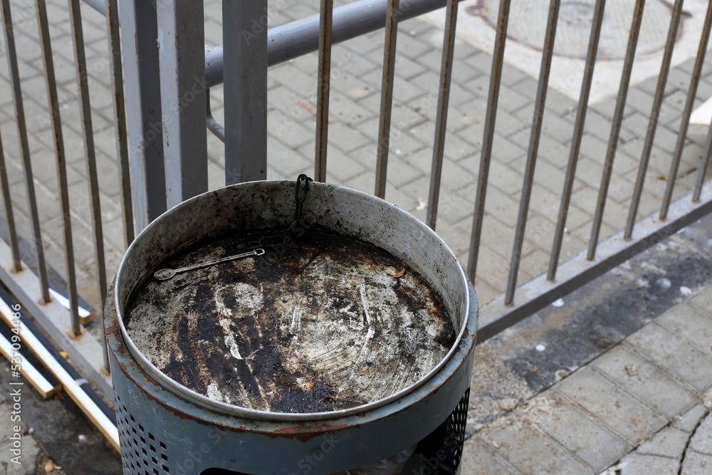 Ashtray for tobacco ash and used tobacco products. Ashtray for tobacco ash and used tobacco products.