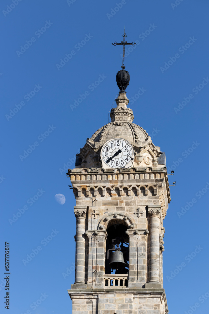 Fototapeta premium Torre Iglesia de -san Vicente