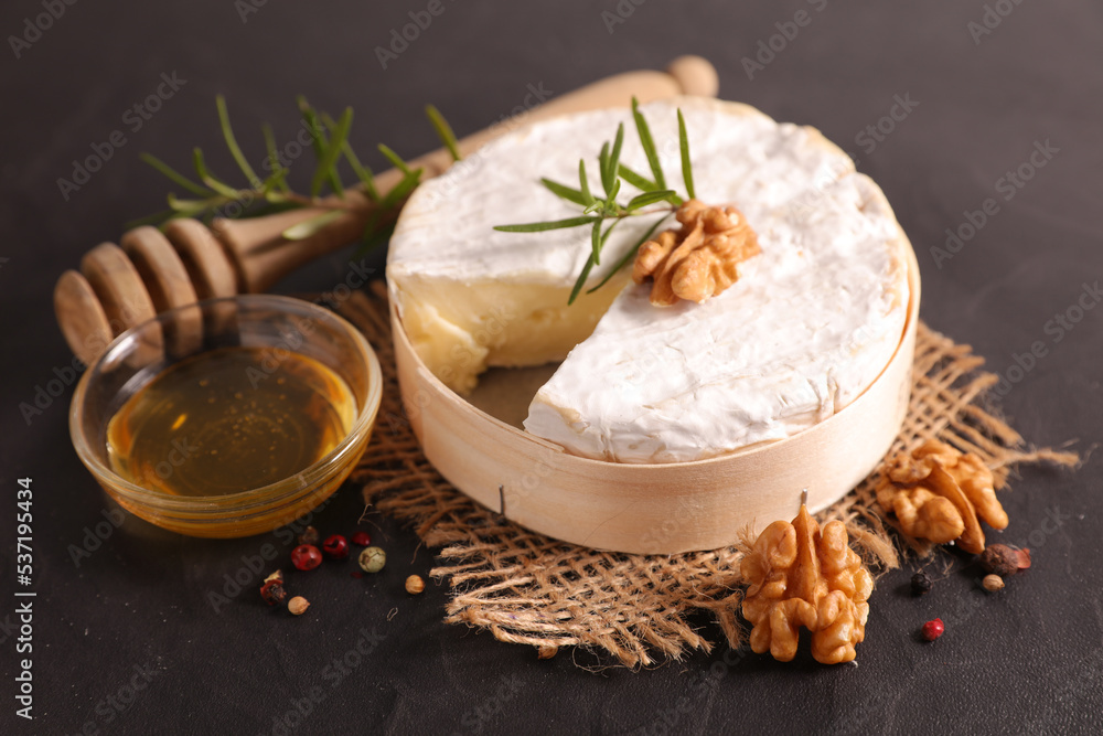 camembert cheese with honey and walnut