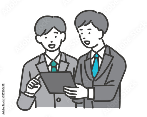 DX推進でタブレットを持って顧客に説明するビジネスマンのベクターイラスト素材／スーツ／効率化
