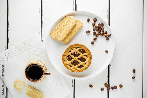 Coffee with coockie, sweet morning brackfast with copy space for menu, white backgroud, wallpaper photo