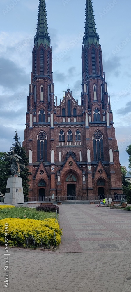 Fototapeta premium city tower and its beauty of architecture