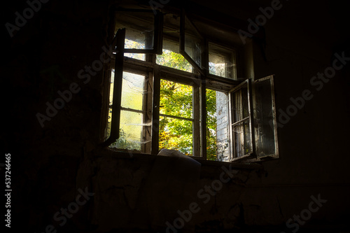 Verlassener Ort - Urbex / Urbexing - Beatiful Decay - Abandoned - Lost Place - Artwork - Creepy - High quality photo