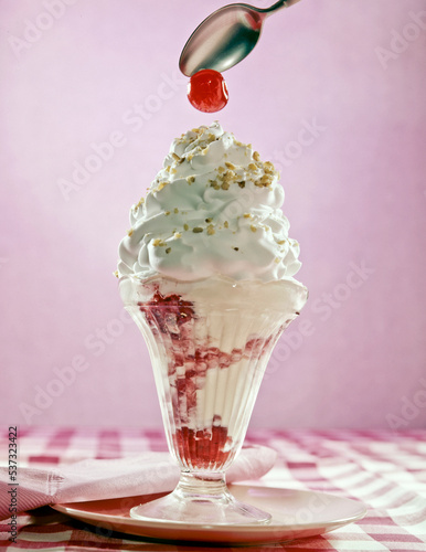 strawberry sundae with cherry