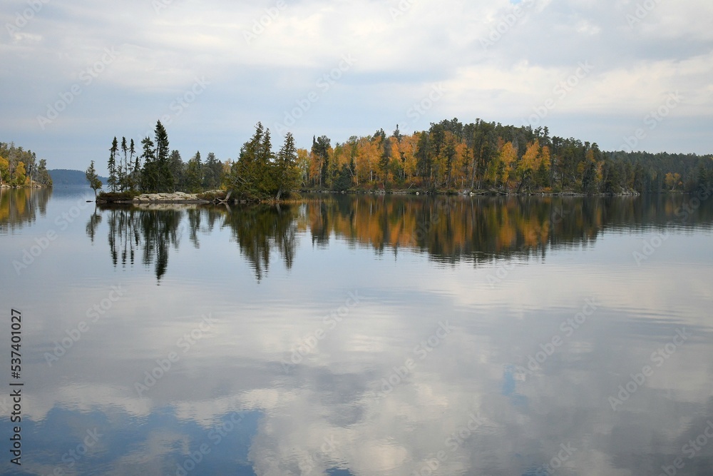Obraz premium lake of the woods fall reflections landscape 