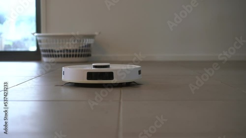 Automatic Robotic Vacuum Cleaner