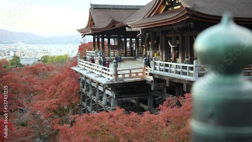 京都　清水寺の紅葉