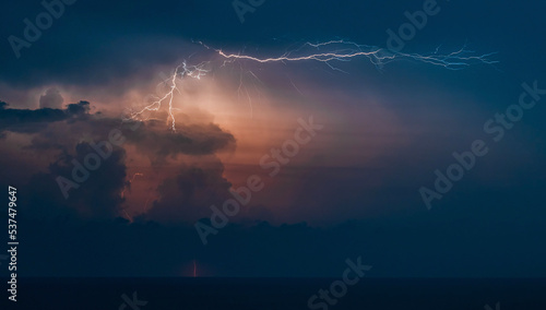 Fotografie Fulmini di notte