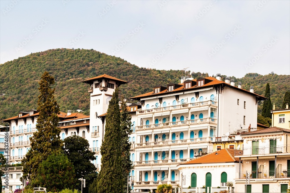 Der Ort Gargnano  am Gardasee mit seinem Flair und seinen Hotels ist ein beliebter Ferienort