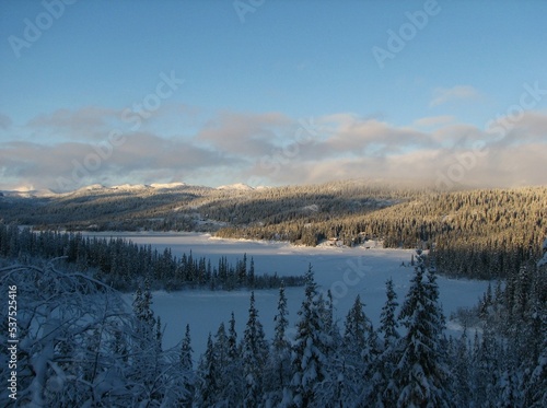 Winter landscape in the mountains of Norway © Marieke