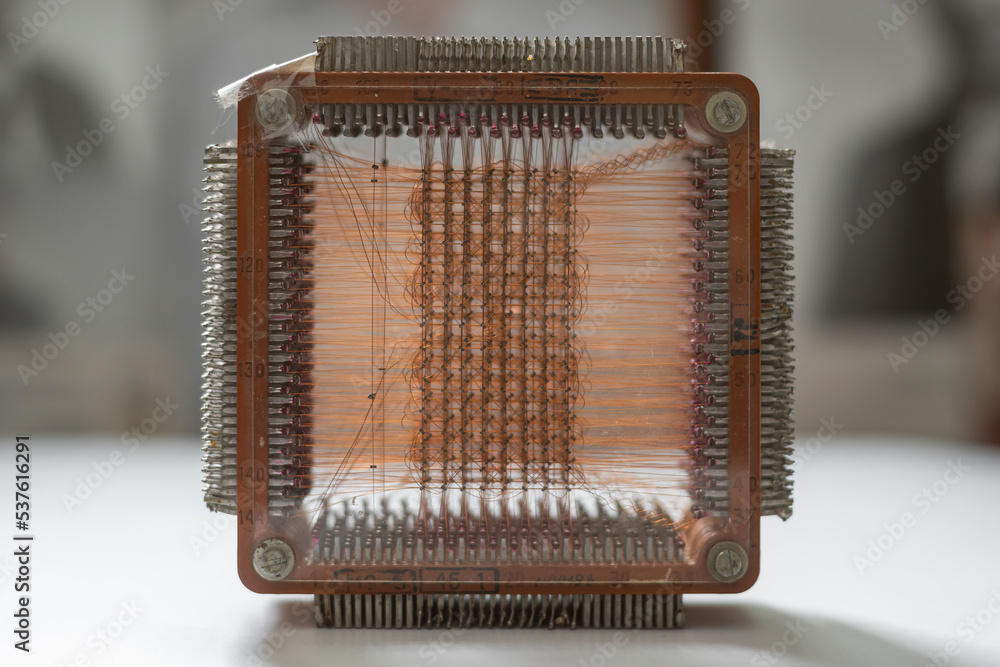 Foto de memory was the predominant form of randomaccess computer memory for 20