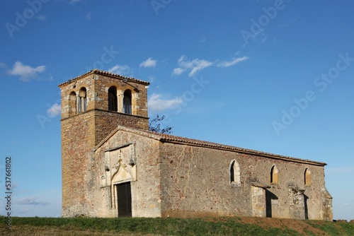 Schilderij op canvas Chapel of Chevennes in Denice, Beaujolais, France