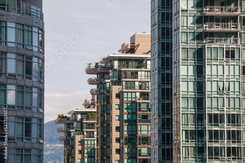 Принти на полотні Modern apartment and office building in downtown city Vancouver