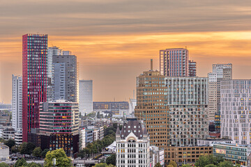 Fototapete Erasmusbrücke Rotterdam Skyline im Abendrot  © mikevanschoonderwalt