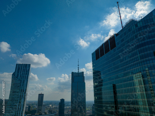 Fotografie, Obraz wieżowce, drapacze chmur, budynki biznesowe w centrum miasta, warszawa