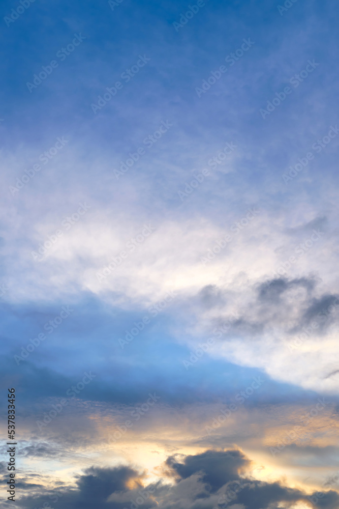 Obraz premium Beautiful Dramatic Sunset Cloud Scape, Cloudy Sky Background.