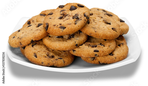 Cuadro en lienzo Plate of chocolate chip cookies isolated on white background