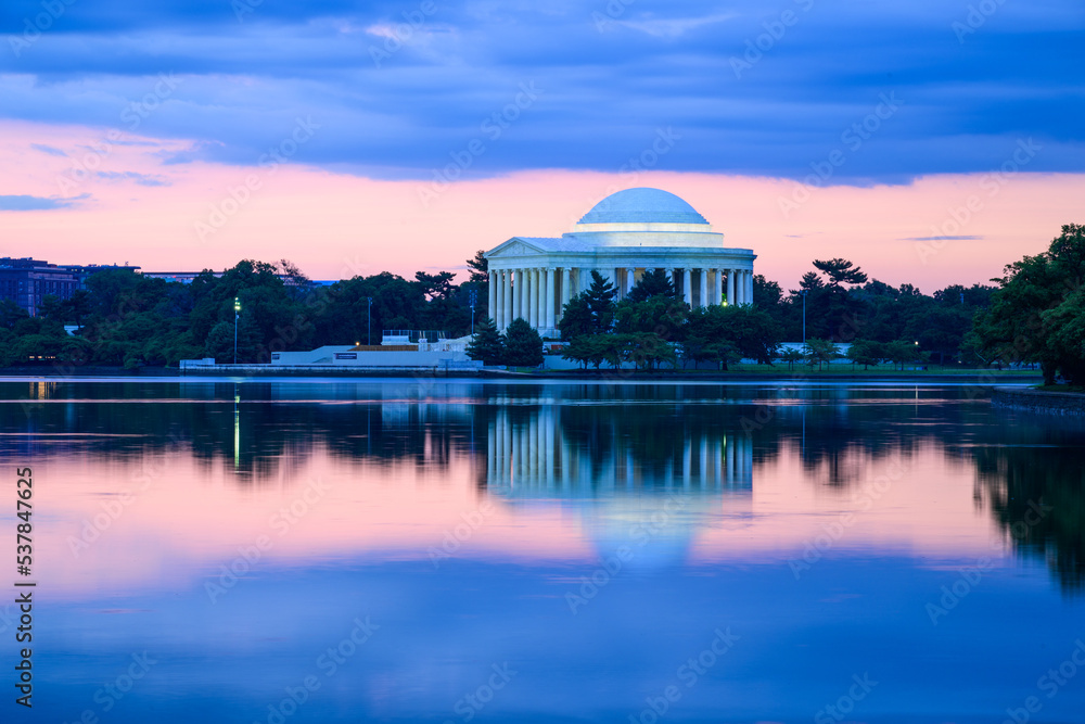 Reflections of a Summer Dawn Over the Jefferson Memorial Reflections of a Summer Dawn Over the Jefferson Memorial