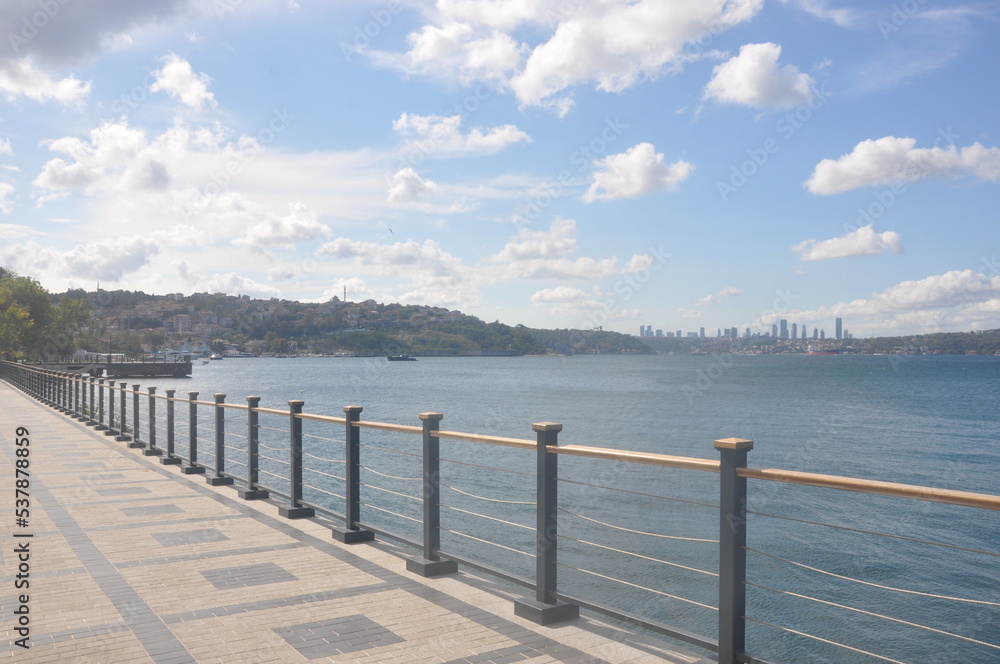 Obraz premium pier in the sea