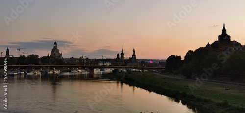 Dresden bei Sonnenuntergang