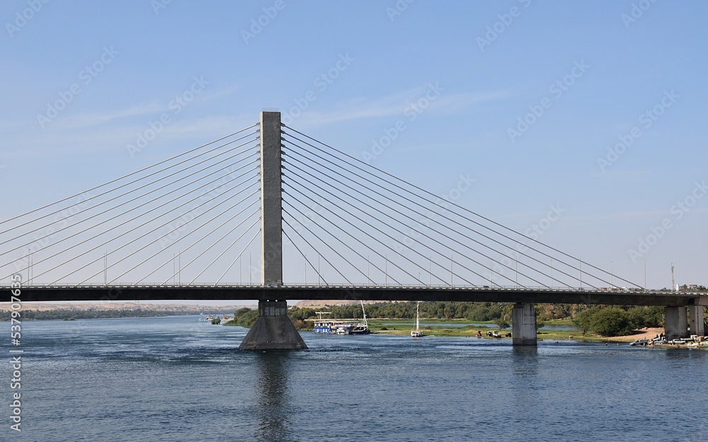Fototapeta premium most na rzece Nil