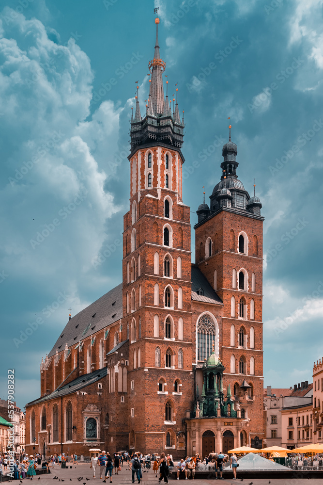 Kraków - Bazylika Mariacka rynek  - obrazy, fototapety, plakaty 