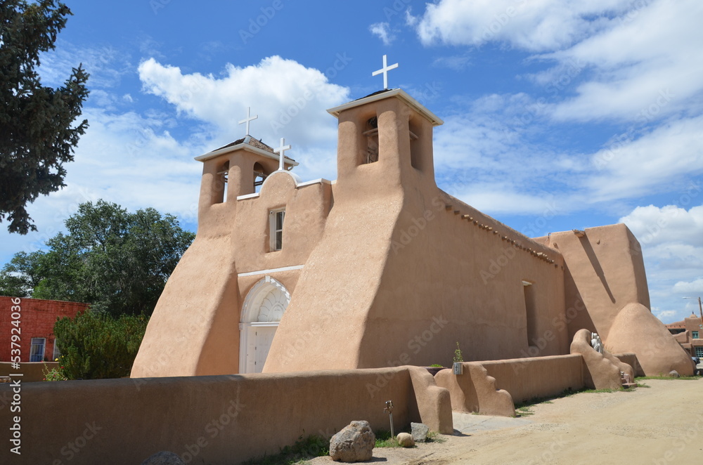 Fototapeta premium Adobe Church in New Mexico