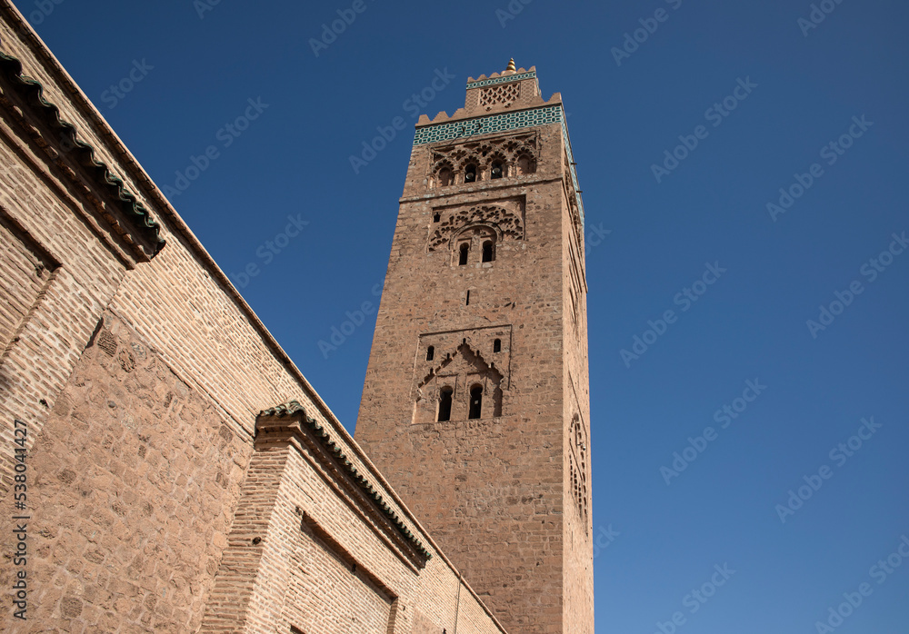 The tower of the Koutoubia mosque is the iconic monument of Marrakech, it is located next to the Jemaa el Fna square and is one of the largest mosques in the Islamic world in Morocco.
