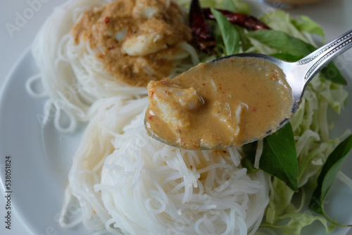 Crabmeat Curry with Fermented Rice Noodl, thai food photo