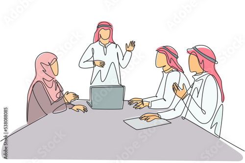 Single continuous line drawing of young muslim businessman presenting proposal business to prospective investor. Arab middle east cloth kandura, thawb, robe. One line draw design vector illustration