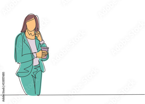 One continuous line drawing of young female marketing manager discuss sales strategy on phone while holding a cup of coffee. Drinking tea concept single line draw graphic design vector illustration